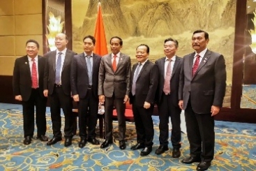 印尼总统佐科会见中国尊龙集团总裁张毓强